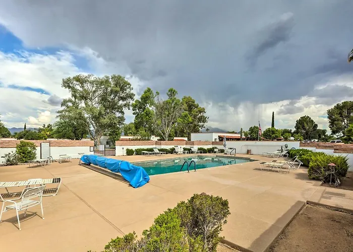 Lovely Valley Abode W/ Community Pool! Holiday home *